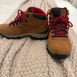 Columbia Men's Brown Hiking Boots